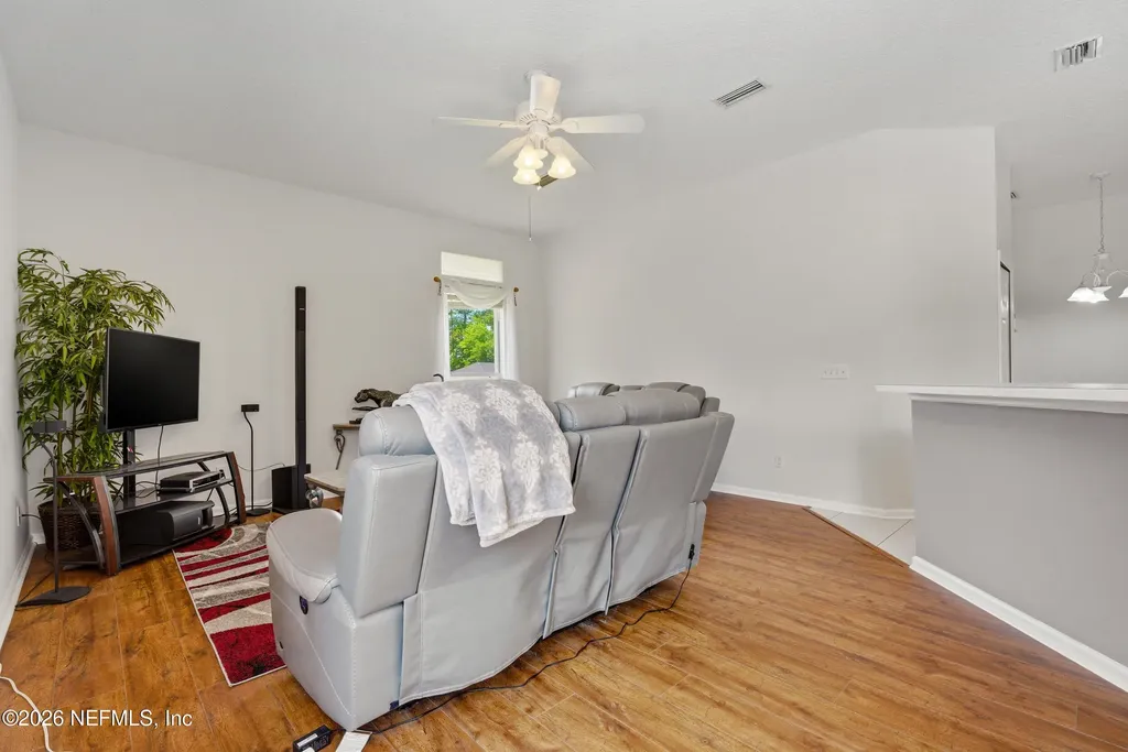 5526 Broadgate Court Jacksonville FL 32244