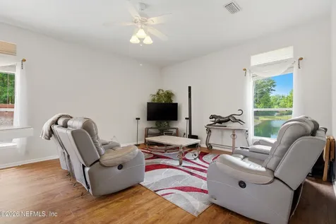 5526 Broadgate Court Jacksonville FL 32244