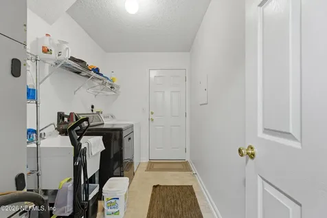 5526 Broadgate Court Jacksonville FL 32244