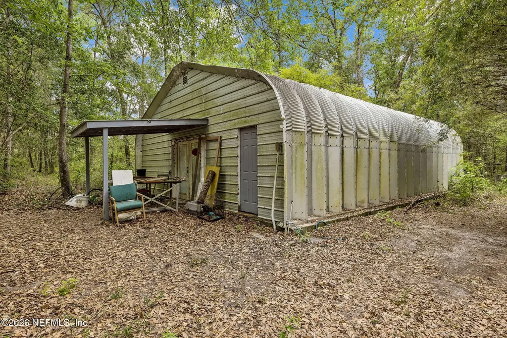 11286 J D Smith Trail Glen St. Mary FL 32040