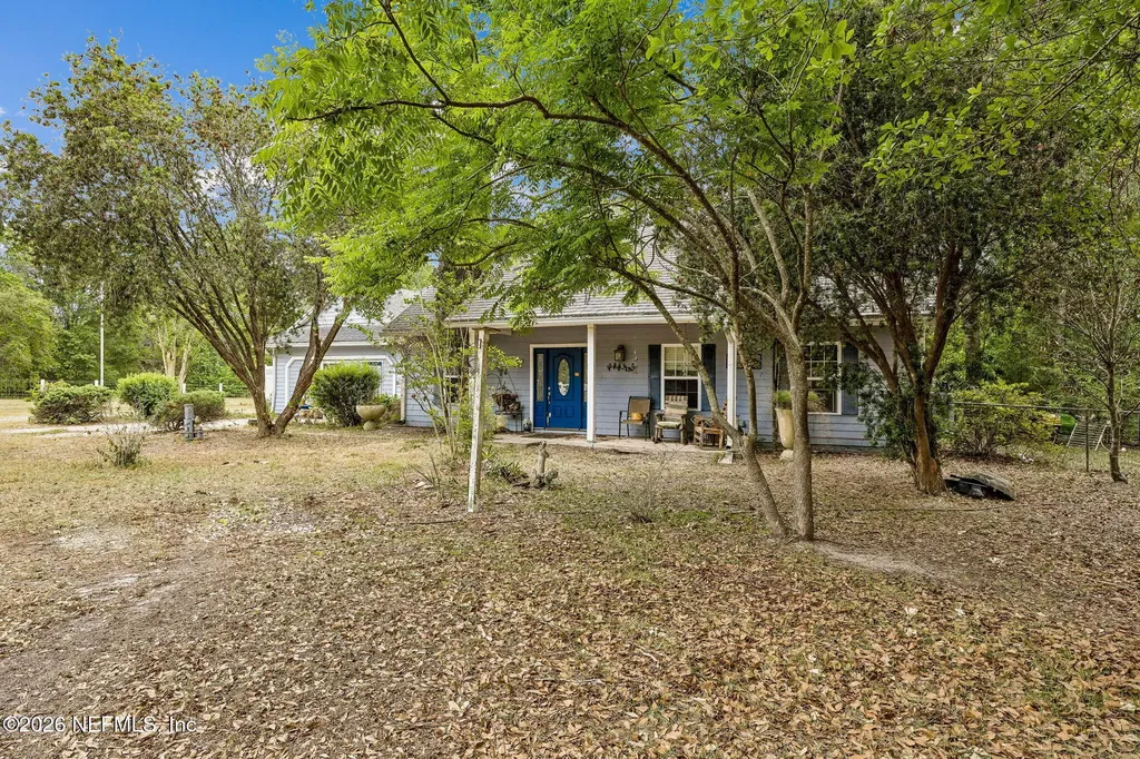 11286 J D Smith Trail Glen St. Mary FL 32040