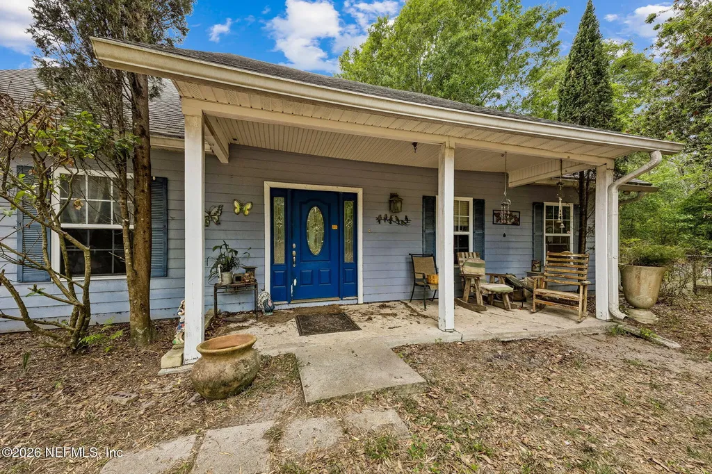 11286 J D Smith Trail Glen St. Mary FL 32040