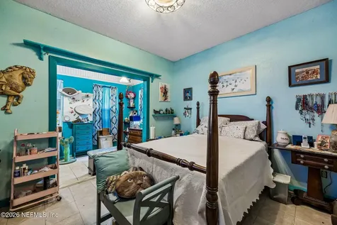 11286 J D Smith Trail Glen St. Mary FL 32040