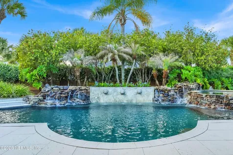 33 Corona Road Ponte Vedra Beach FL 32082