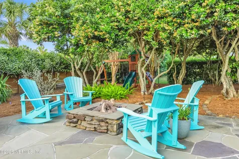 33 Corona Road Ponte Vedra Beach FL 32082