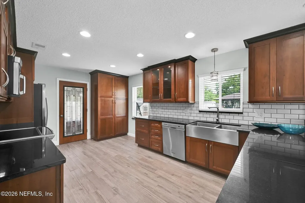 4173 Sunset Lane S Jacksonville FL 32257