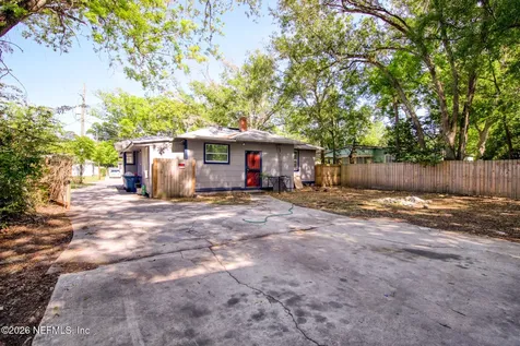 5418 Minosa Court Jacksonville FL 32209