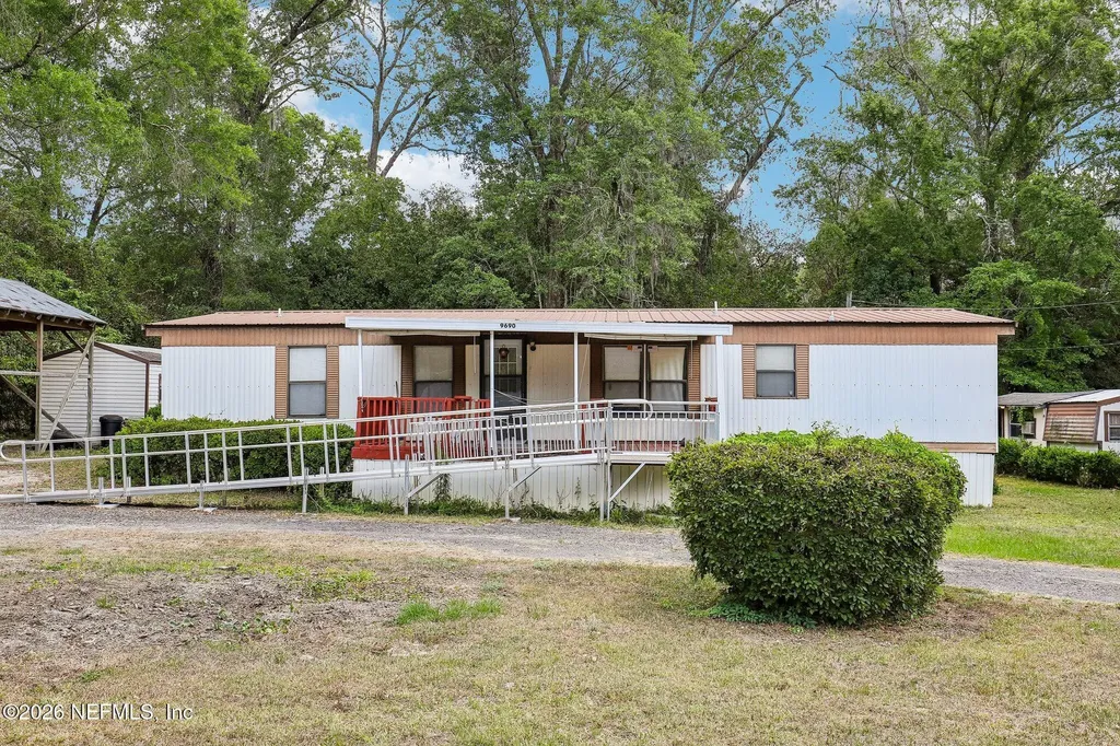 9690 Blackjack Road Macclenny FL 32063