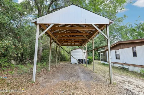 9690 Blackjack Road Macclenny FL 32063