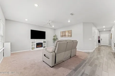 15692 Stedman Lake Drive Jacksonville FL 32218