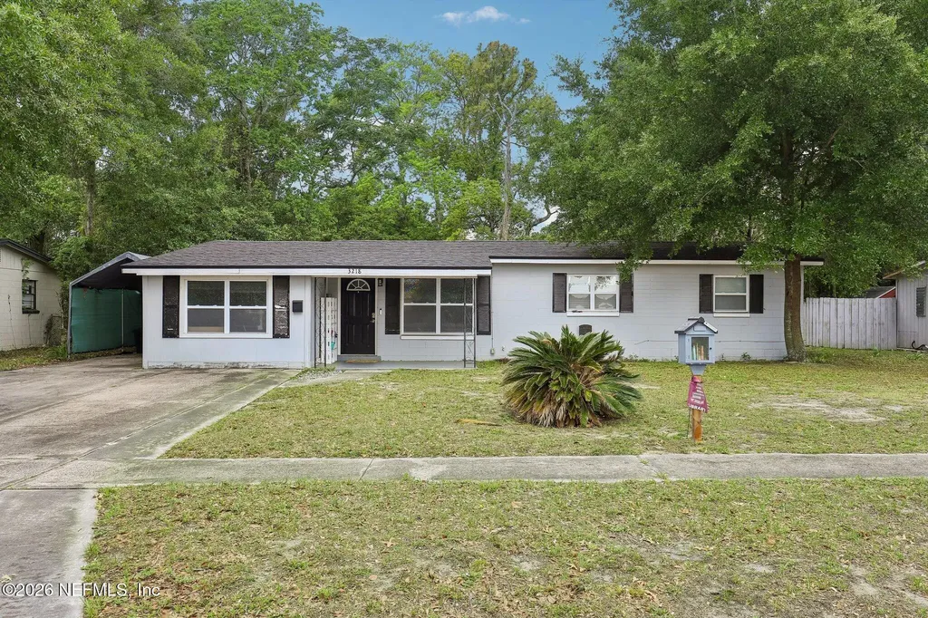 3218 Dalehurst Drive W Jacksonville FL 32277