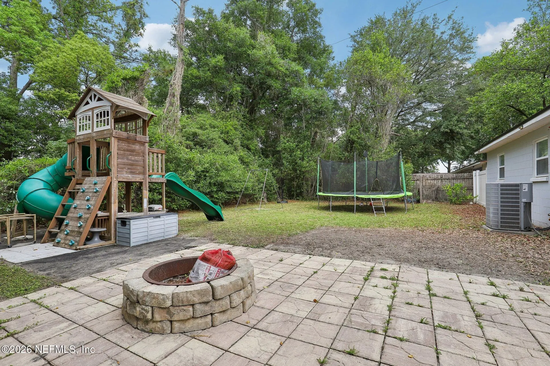 3218 Dalehurst Drive W Jacksonville FL 32277