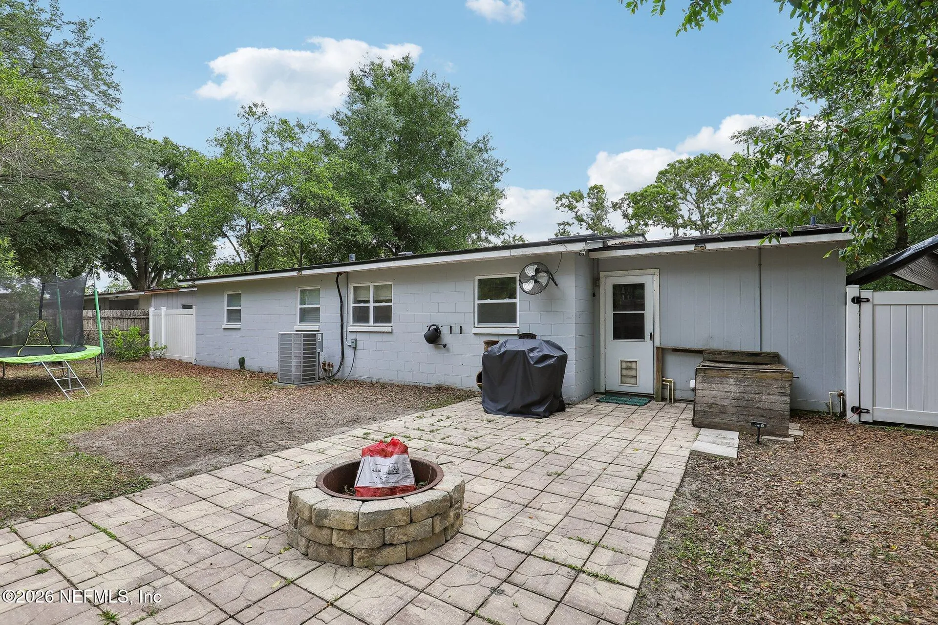 3218 Dalehurst Drive W Jacksonville FL 32277