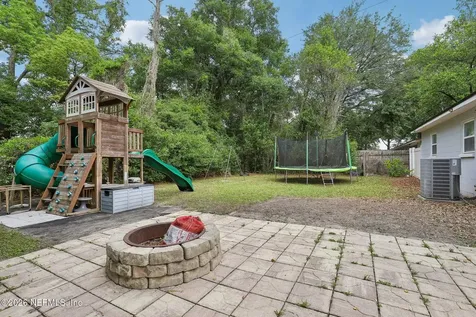 3218 Dalehurst Drive W Jacksonville FL 32277
