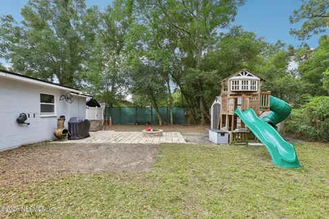 3218 Dalehurst Drive W Jacksonville FL 32277