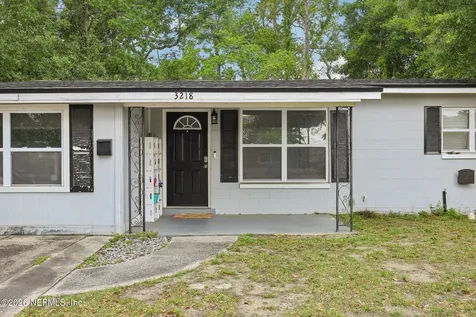 3218 Dalehurst Drive W Jacksonville FL 32277