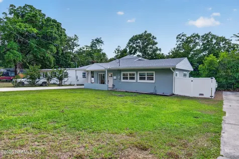 1364 Domas Drive Jacksonville FL 32211