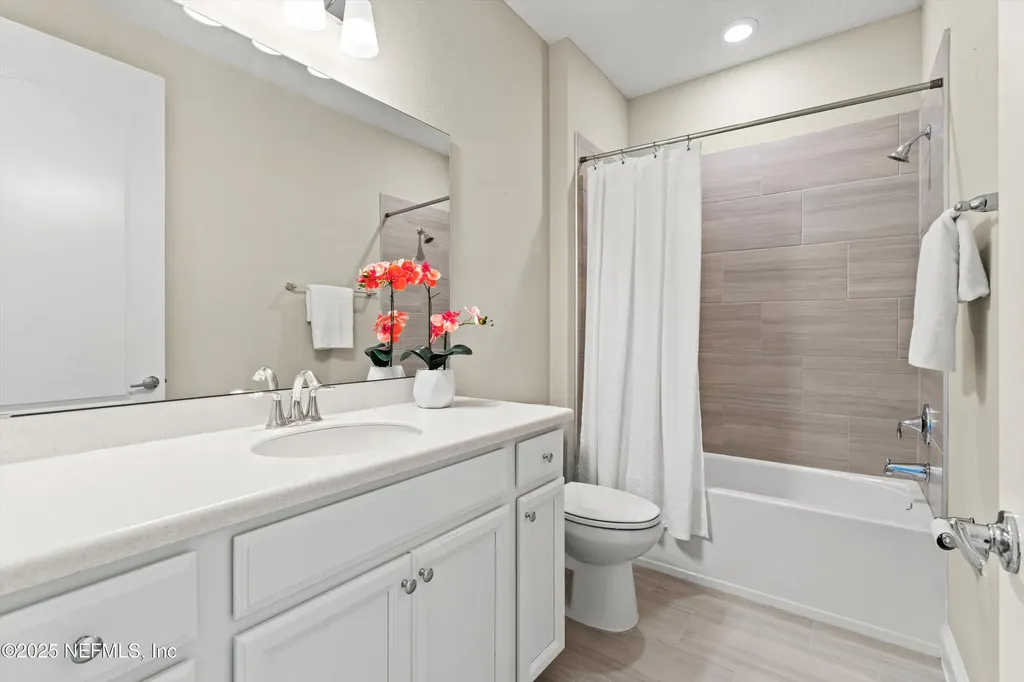 3024 Las Calinas Boulevard St. Augustine FL 32095