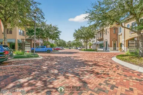 9823 Tapestry Park Circle Jacksonville FL 32246