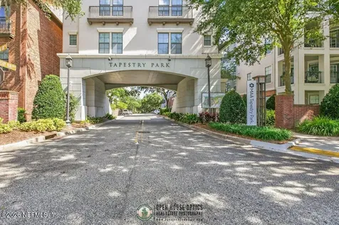 9823 Tapestry Park Circle Jacksonville FL 32246