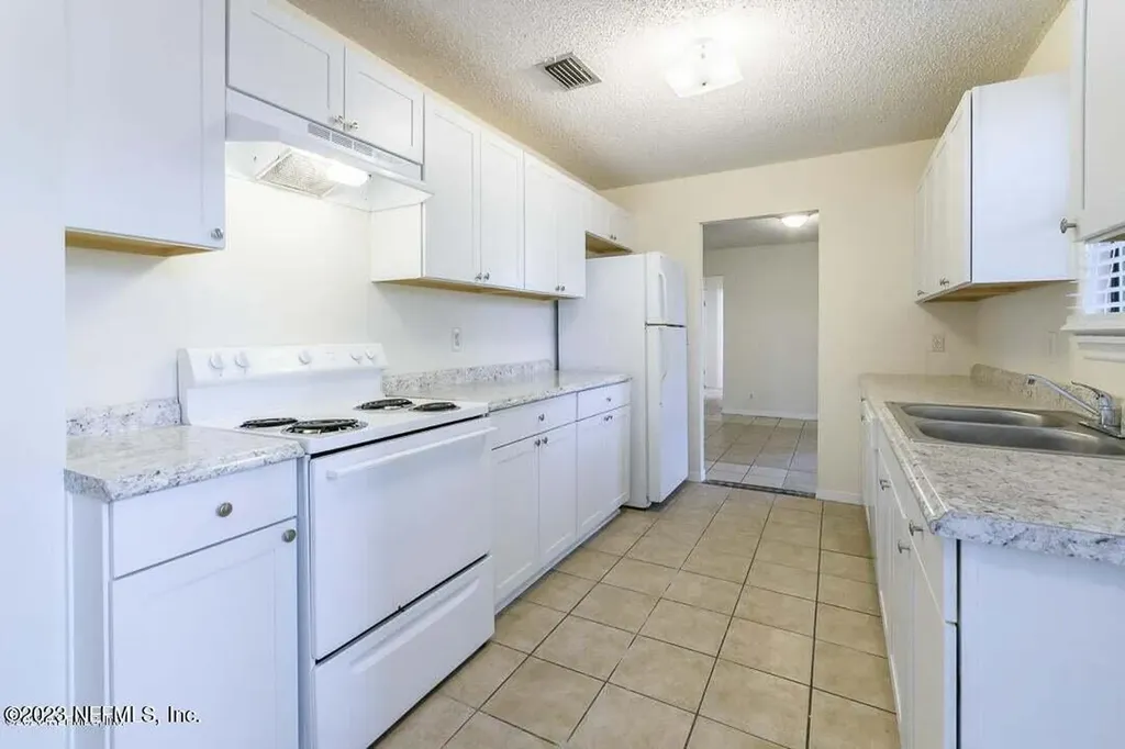 13101 Premium Road Jacksonville FL 32225