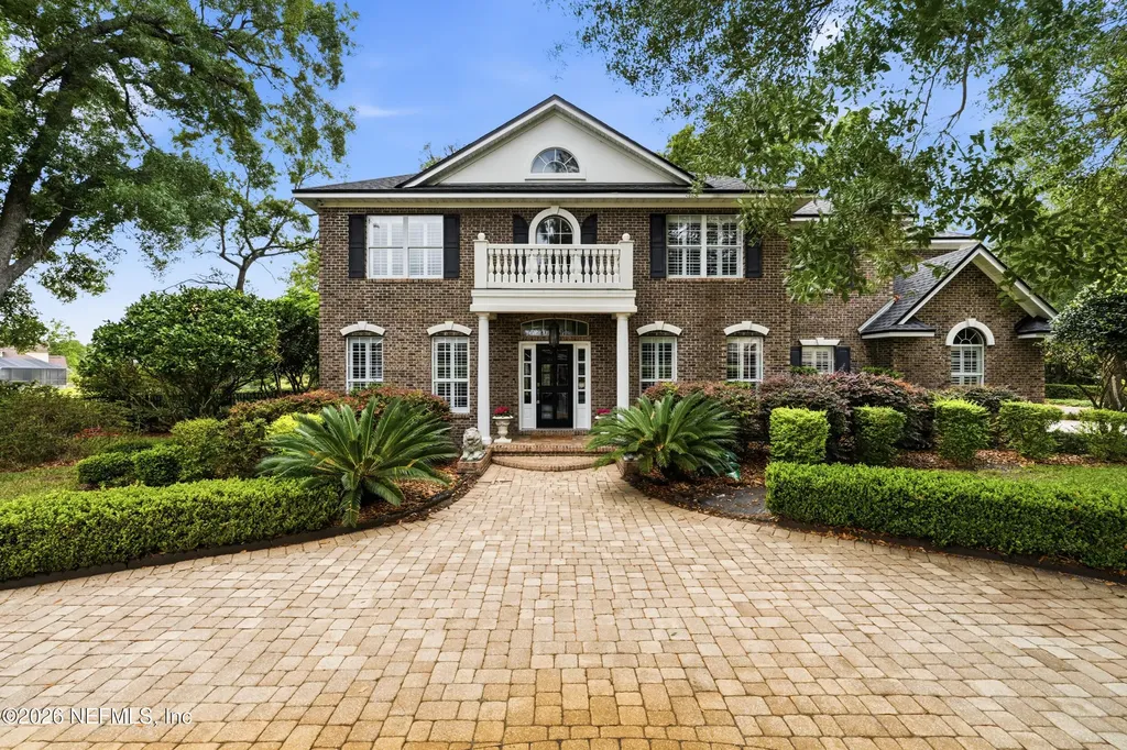 1124 Victory Lake Dr. Drive Jacksonville FL 32221