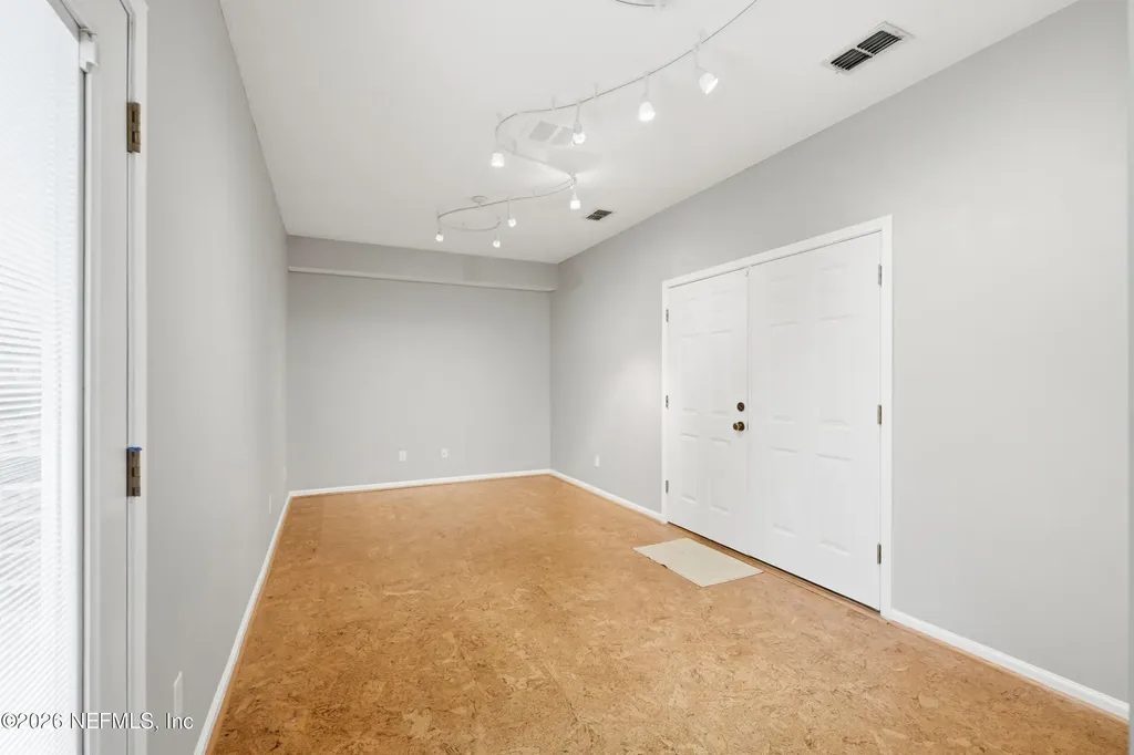 1124 Victory Lake Dr. Drive Jacksonville FL 32221