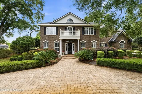 1124 Victory Lake Dr. Drive Jacksonville FL 32221