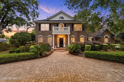 1124 Victory Lake Dr. Drive Jacksonville FL 32221