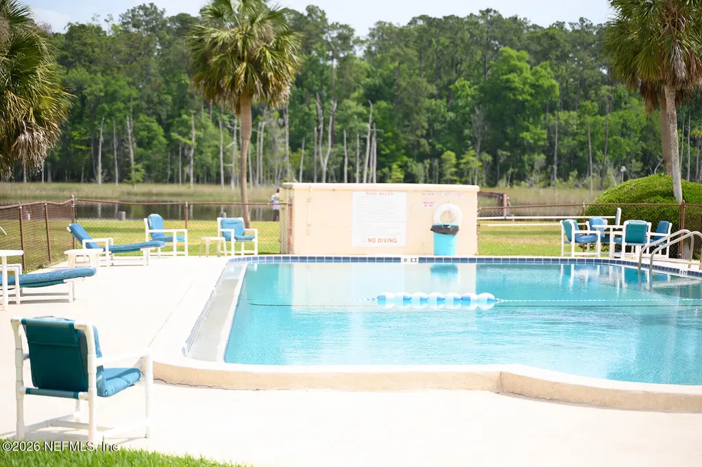 1618 El Camino Road Jacksonville FL 32216