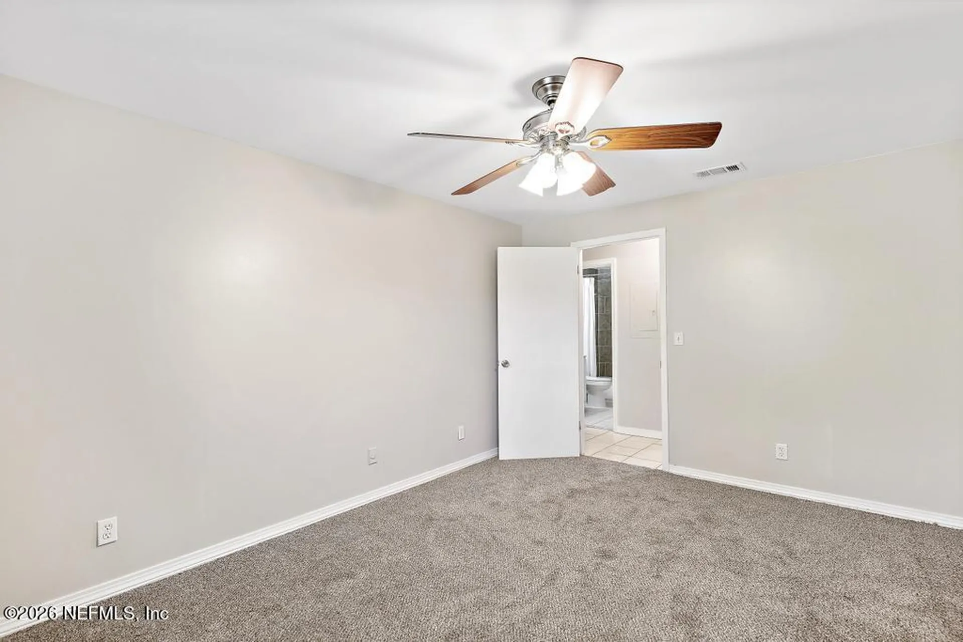 1618 El Camino Road Jacksonville FL 32216