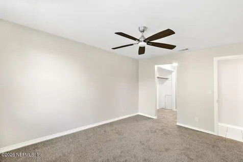 1618 El Camino Road Jacksonville FL 32216