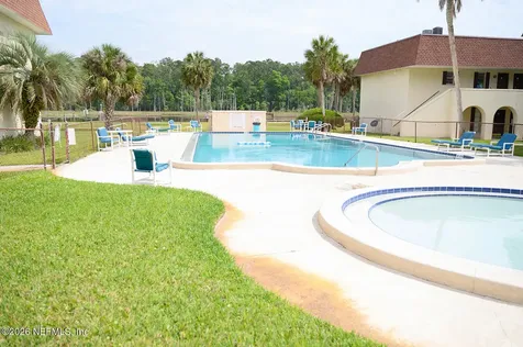 1618 El Camino Road Jacksonville FL 32216