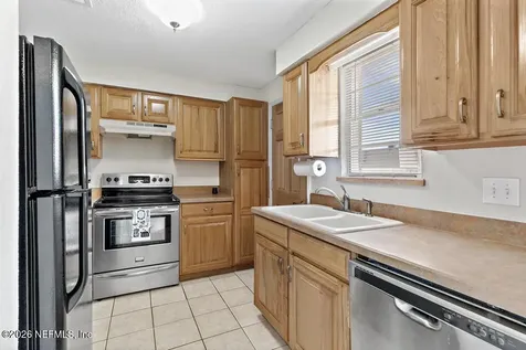 1618 El Camino Road Jacksonville FL 32216