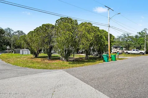 3500 Roosevelt Road Mims FL 32754