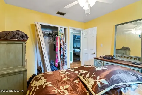 6325 Mercer Circle W Jacksonville FL 32217
