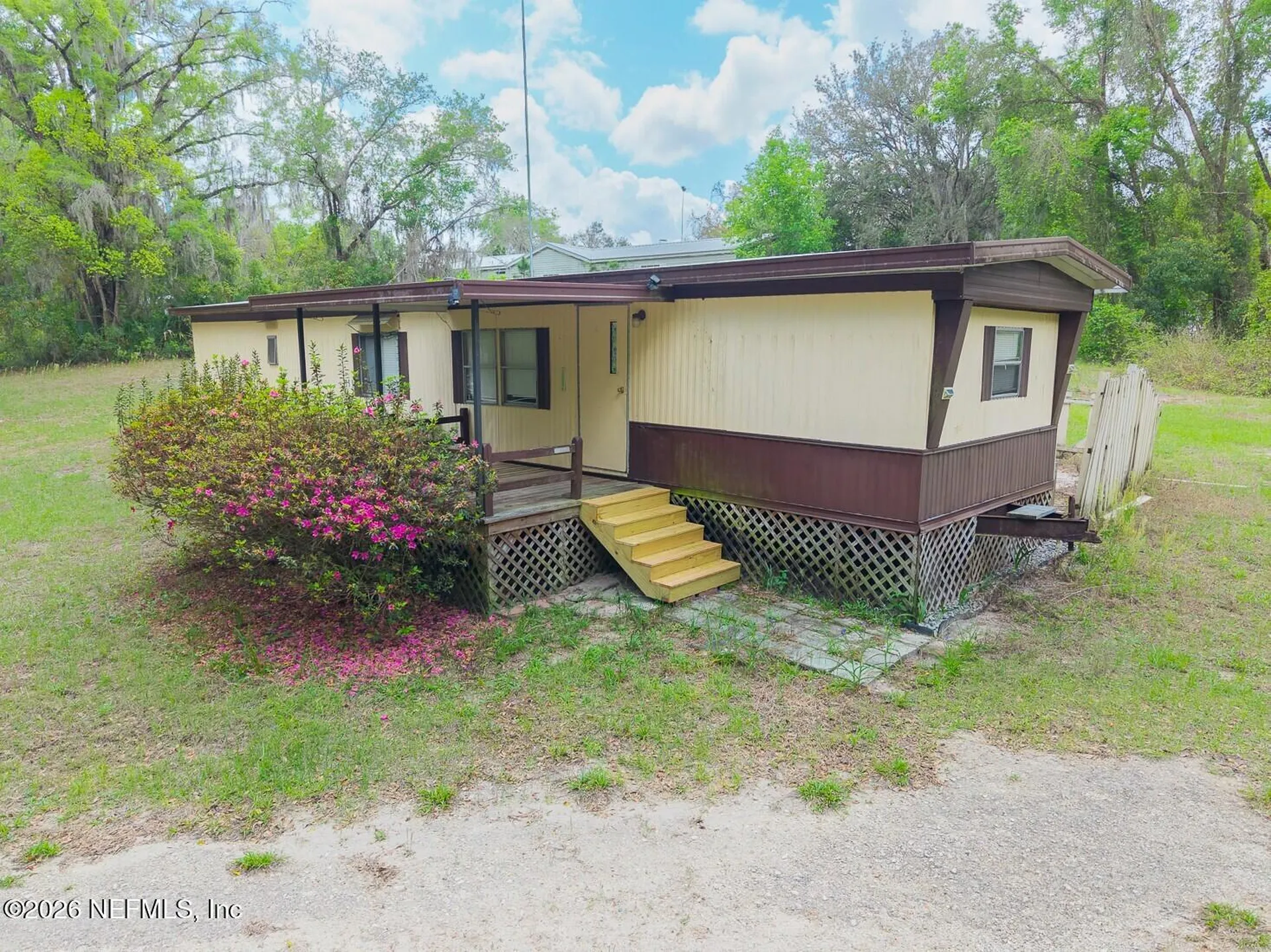 111 Palmer Avenue Pomona Park FL 32181