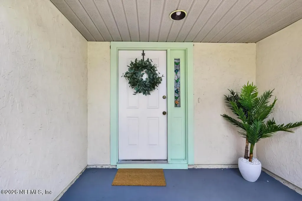 2032 Street Martins Drive W Jacksonville FL 32246