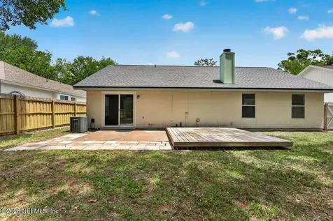 2032 Street Martins Drive W Jacksonville FL 32246