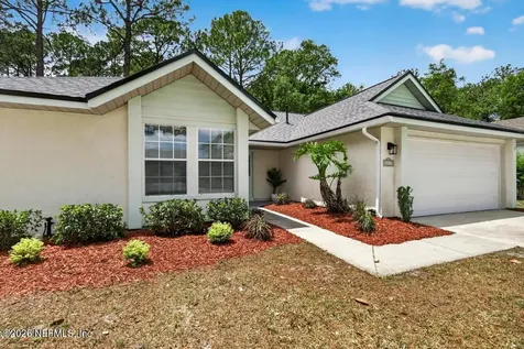 2032 Street Martins Drive W Jacksonville FL 32246