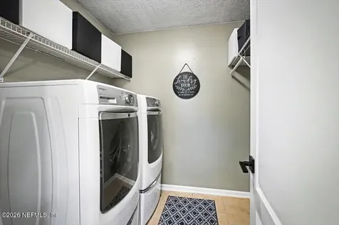 2327 Caney Oaks Drive Jacksonville FL 32218