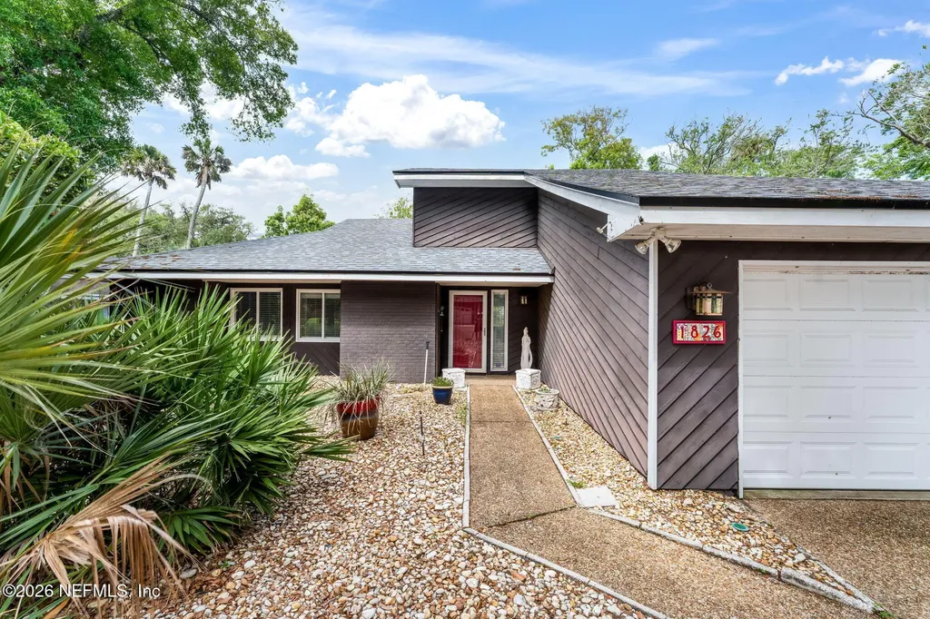 1826 Tierra Verde Drive Atlantic Beach FL 32233
