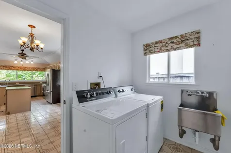 1826 Tierra Verde Drive Atlantic Beach FL 32233