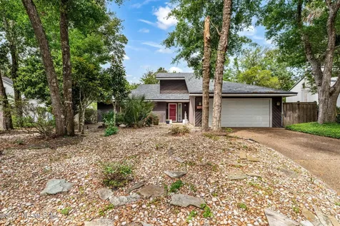 1826 Tierra Verde Drive Atlantic Beach FL 32233
