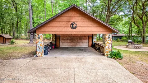 6967 Sharron Road Green Cove Springs FL 32043