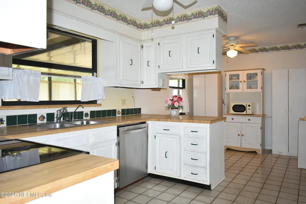 579 Tara Farms Drive Middleburg FL 32068