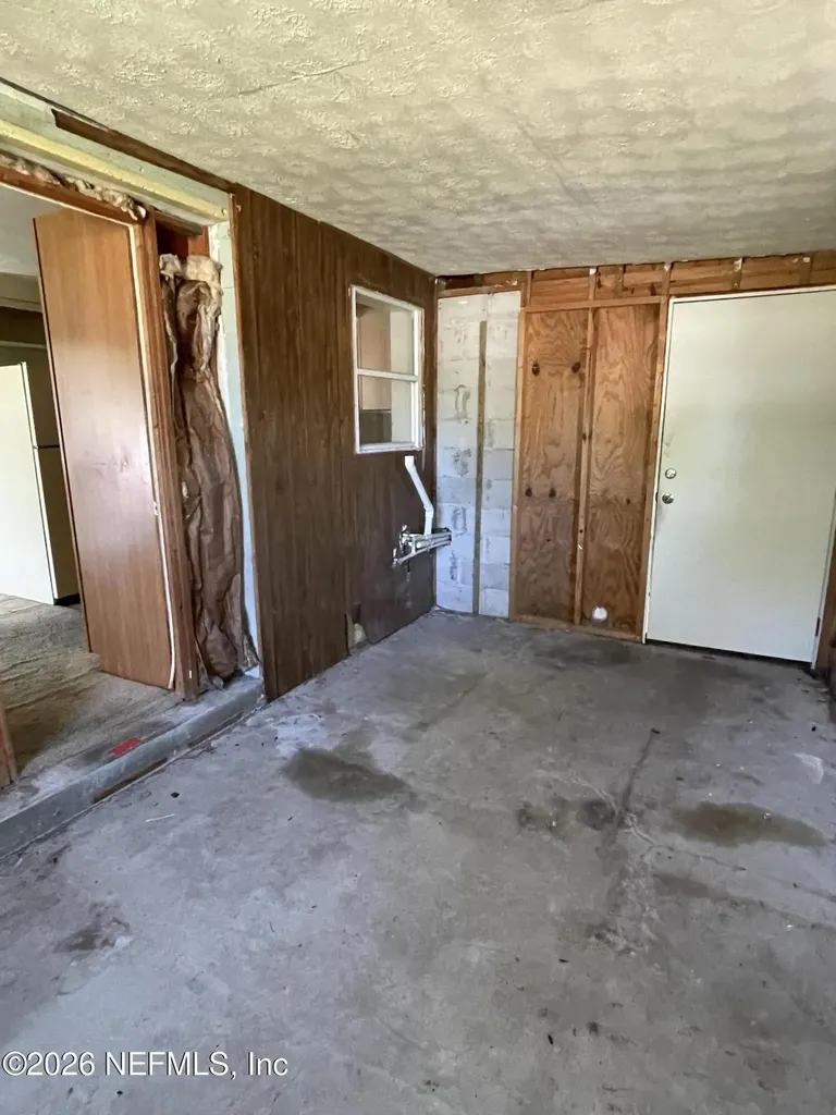 2930 Loran Drive N Jacksonville FL 32216