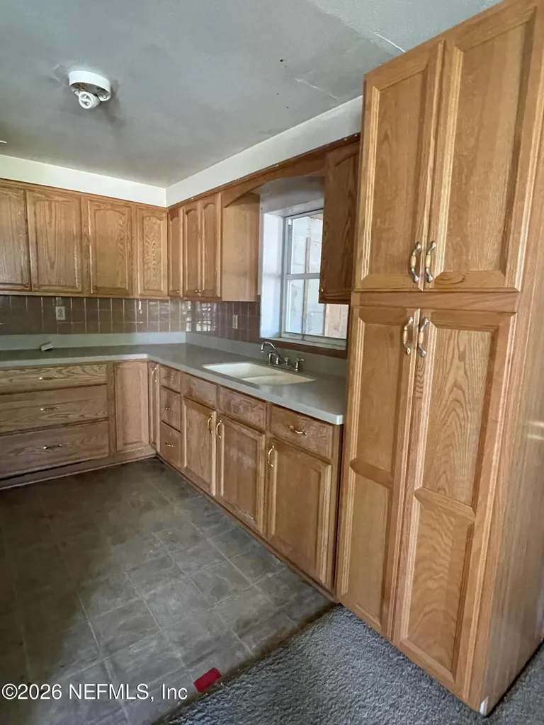 2930 Loran Drive N Jacksonville FL 32216