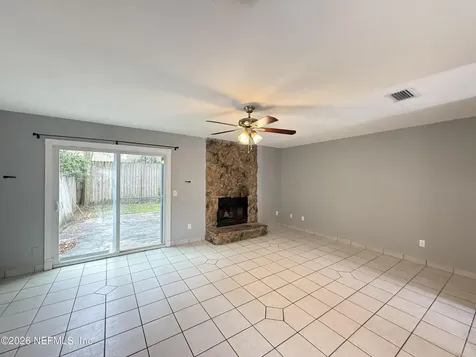 6024 Du-clay Road Jacksonville FL 32244