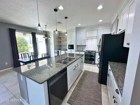 7048 Rosabella Circle Jacksonville FL 32258